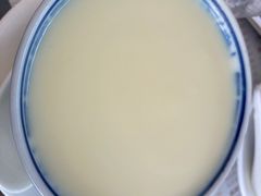 香滑凤凰奶-周大娘牛乳(旧寨古村总店)