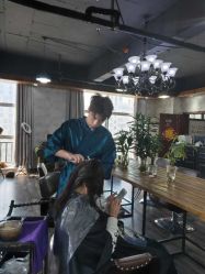 -你好时尚发型工作室