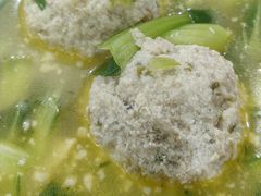 溱湖蟹黄狮子头-溱湖八鲜菜馆