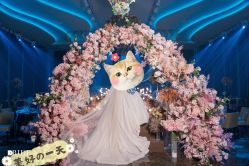 -衣贝姿婚纱礼服馆