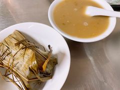 肉粽-芳婆糕团店(王府大街店)