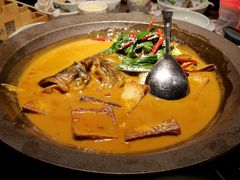 招牌乾隆鱼头-老头儿油爆虾(星光一期店)