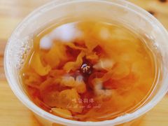 冰糖银耳羹-李记 河口老字号越南小卷粉
