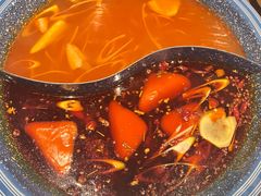 重庆红油经典鸳鸯锅-王歘歘·chuǎ火锅(五道营店)