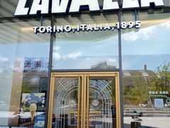 -LAVAZZA拉瓦萨咖啡(上海金融街店)