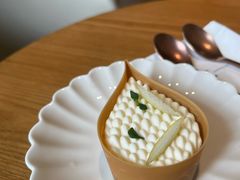 -VERIE BAKEHOUSE