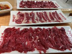 现切鲜嫩牛肉-为什么牛潮汕牛肉火锅(万胜广场店)