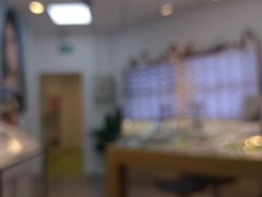 -天空之镜眼镜店蔡司依视路配镜授权零售店(望京颐堤港店)