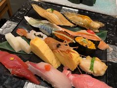 寿司什锦拼盘-梅丘·寿司の美登利(银座店)