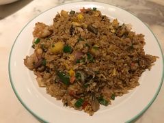 -绿茵阁(体育西分店)