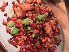 鲜椒辣子鸡-青年公社烤鸭(滨湖银泰店)