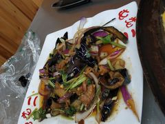 -屯老二农家铁锅炖·行业领军者(梅江店)