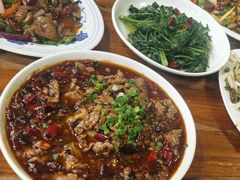 -九九牛肉馆(南山路店)