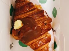 大块芋儿奶冻可颂-PAOPAO Bakery&Café(港汇店)