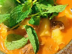 -月亮眼花园餐厅书吧酒吧