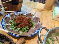 -谢老五跷脚牛肉·非遗传承店