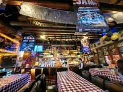 -鲨鱼美式餐厅酒吧Sharky