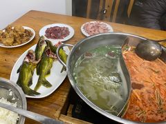 -苗伯妈酸汤火锅