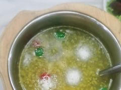 -三江源美食城