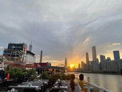 -琶醍壹号•音乐江景餐吧