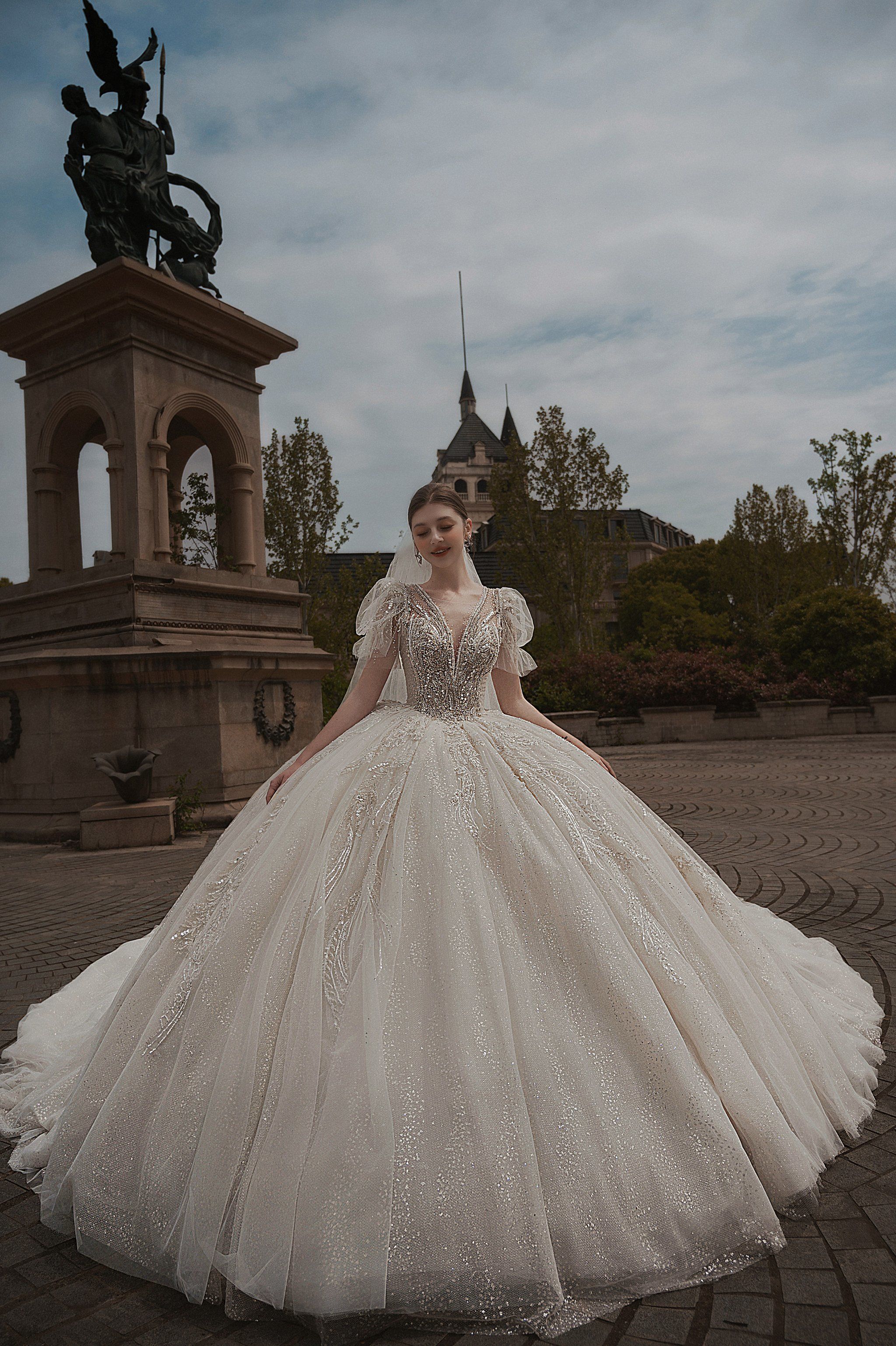 💓超长拖尾的华丽婚纱 公主的最佳选择