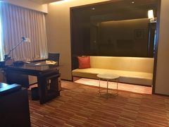 -上海龙之梦万丽酒店