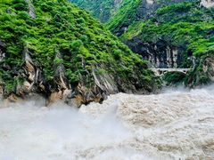 -丽江虎跳峡景区-售票处