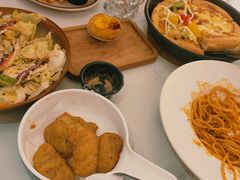 -意国小镇披萨牛排餐厅(万达广场店)