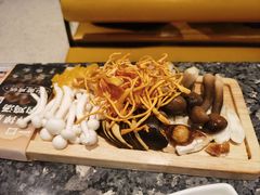 -一席地·本地鸡窝·杭帮鸡火锅(萧山银隆百货店)
