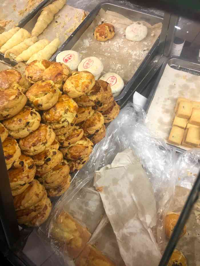 老莫西饼(城乡华懋店)-"讲真 比稻香村贵是有道理的 红丝绒 树根.