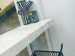 用餐区-UNI UNI(环亚凯瑟琳店)