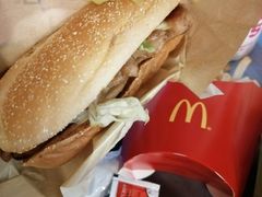 -麦当劳(金稻田路餐)