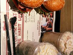 -The Habit Burger Grill 哈比特汉堡(复兴soho店)
