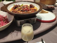 -香山湖家家宴(中山陵店)