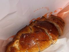 -CARINO BAKERY&CAFE(人广来福士店)