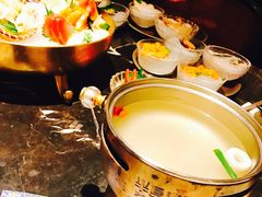 -半岛翡丽海鲜自助餐厅(观风亭店)