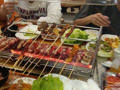 -哈尔滨小酒馆·鲜肉现穿自助烧烤(康新花园店)