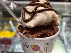 榛子冰淇淋-VENCHI 闻绮(广州太古汇店)