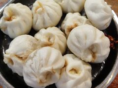 肉包-红帽叔叔包子