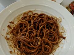 -鱼鲜饭香·招牌汽锅剁椒鱼头王