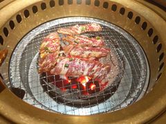 -山川小町·极番烧肉(新地假日广场店)