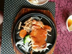 -枫林湾牛扒自助西餐厅(兴东店)