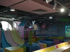 -星舰梦航(广百广场荔胜店)