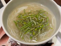 柚香莼菜松叶蟹羹-杭州西子湖四季酒店·金沙厅