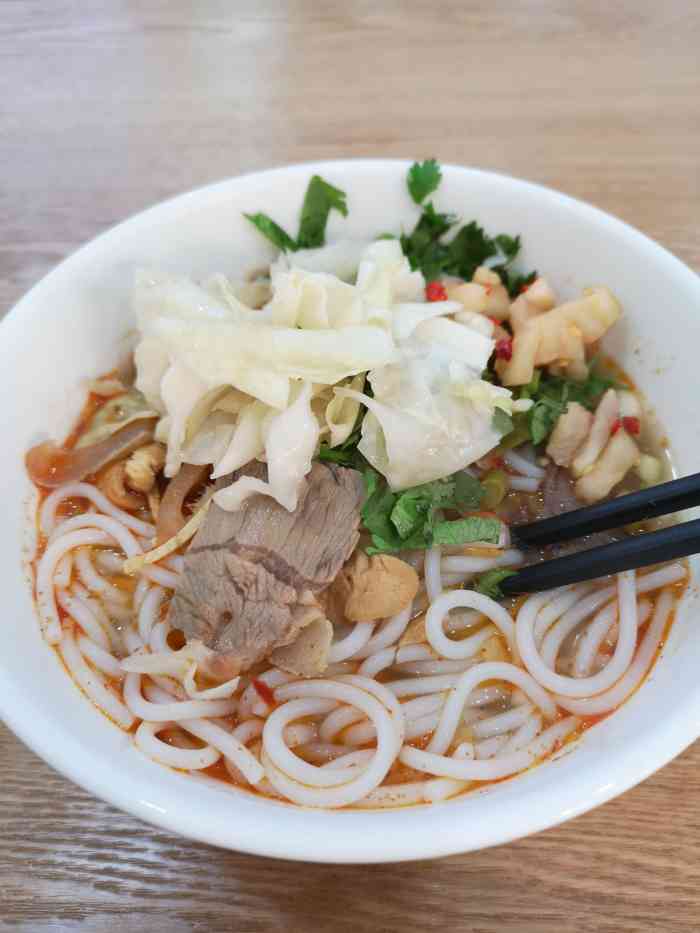 精品带皮牛肉粉(洪西店)-"这家店外卖生意真好,我们去吃粉的时候只有.