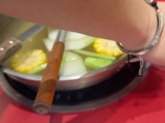 -潮汕·草根牛肉档(上海荟聚城市集市店)