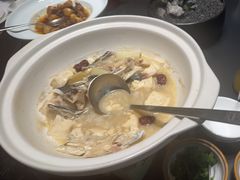 -忆江南·临江鱼馆