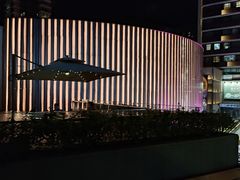 -瑞虹新天地月亮湾