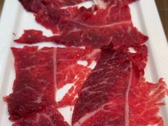 -来龍儿鲜切牛肉自助老火锅