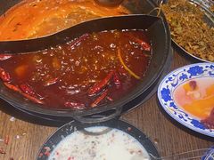 -萍姐火锅·公路夜市(武汉首店)